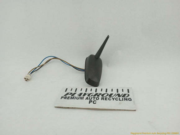 Pontiac Solstice Roof Shark Fin Antenna