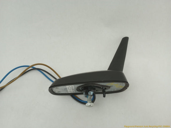 Pontiac Solstice Roof Shark Fin Antenna