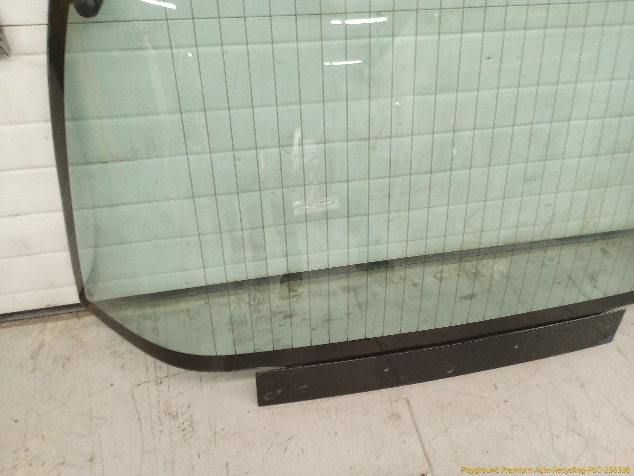 Chevrolet Corvette C4 Back Glass