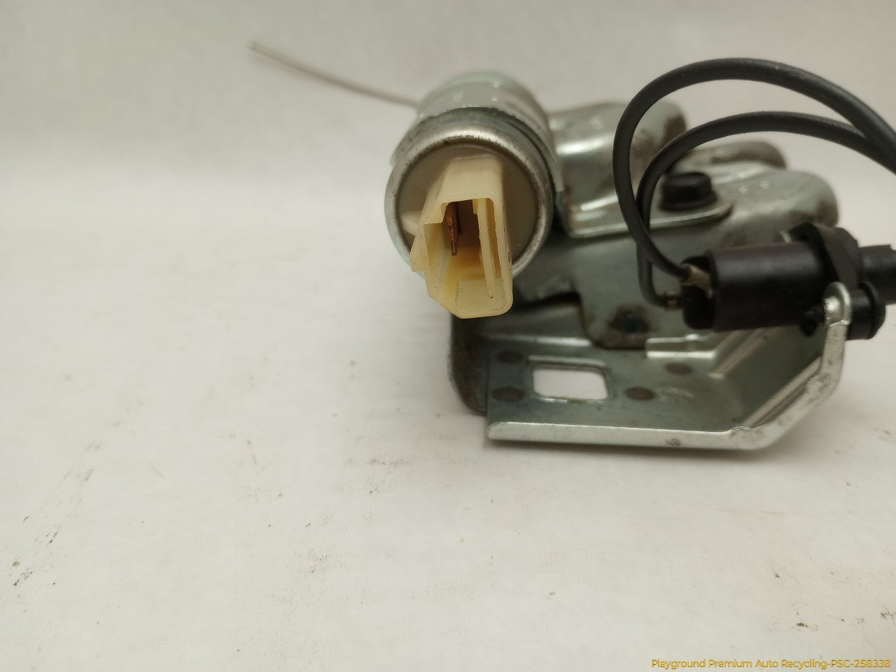 Chevrolet Corvette C4 Trunk Lock Actuator