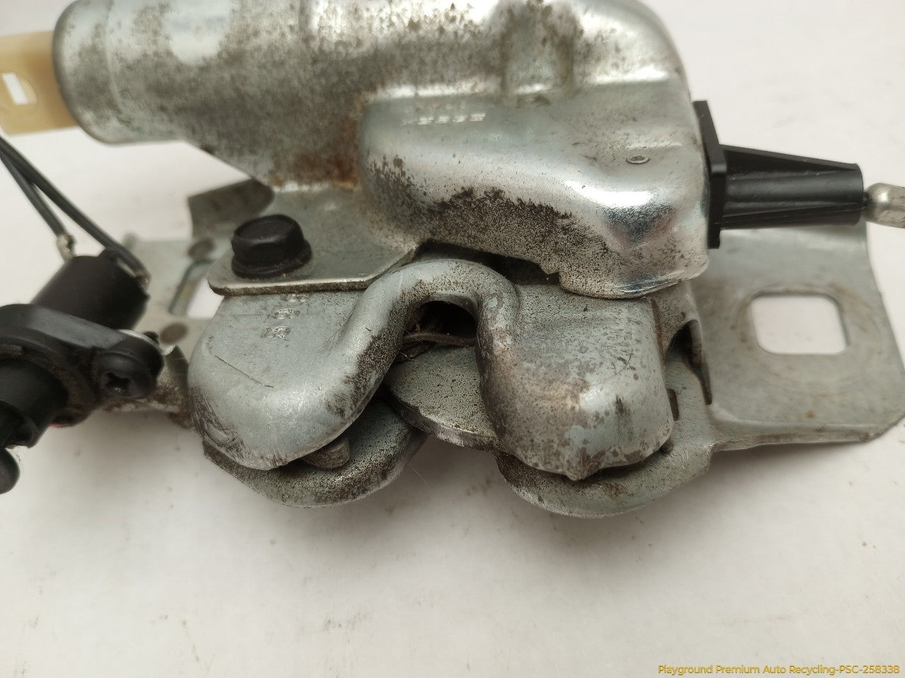 Chevrolet Corvette C4 Trunk Lock Actuator