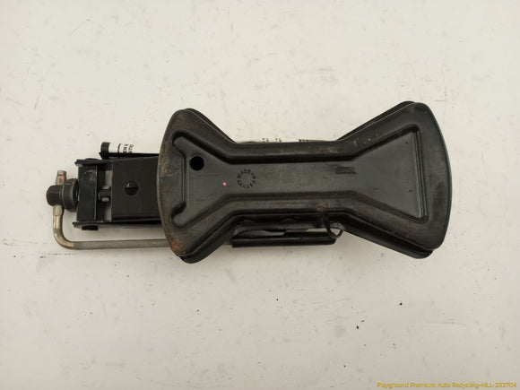 Chevrolet Corvette C4 Vehicle Jack