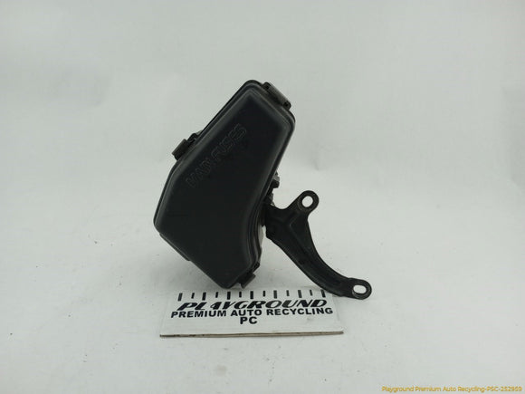 Volvo C70 Engine Fuse Box
