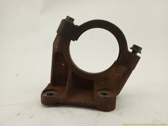Volvo C70 Passenger Right Front Axle Drive Shaft Mount