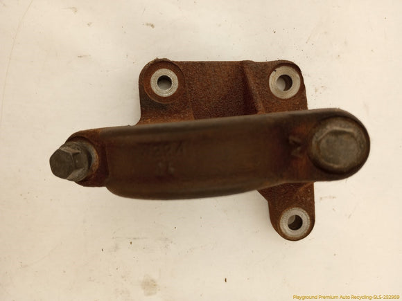 Volvo C70 Passenger Right Front Axle Drive Shaft Mount