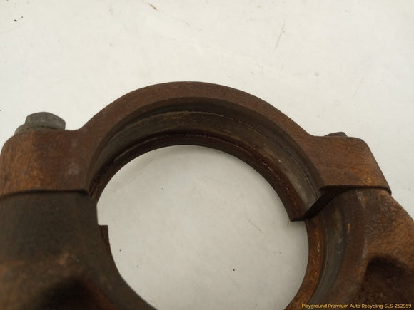 Volvo C70 Passenger Right Front Axle Drive Shaft Mount