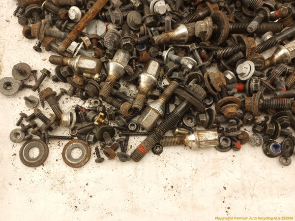 Volvo C70 Dismantling Hardware Fasteners Bolts & Nuts