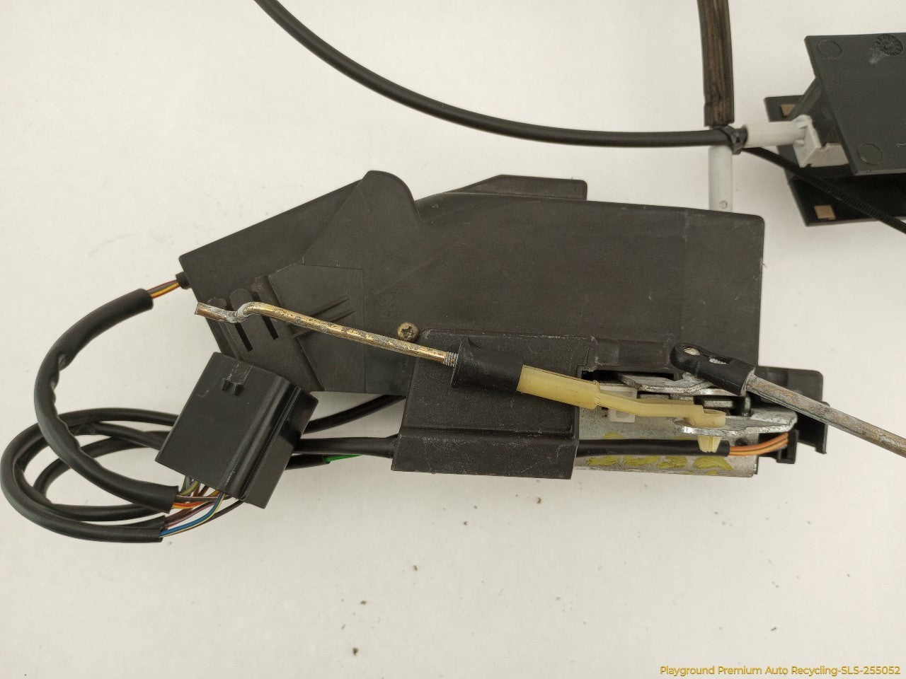 Jaguar XK8 Driver Left Front Door Lock Actuator