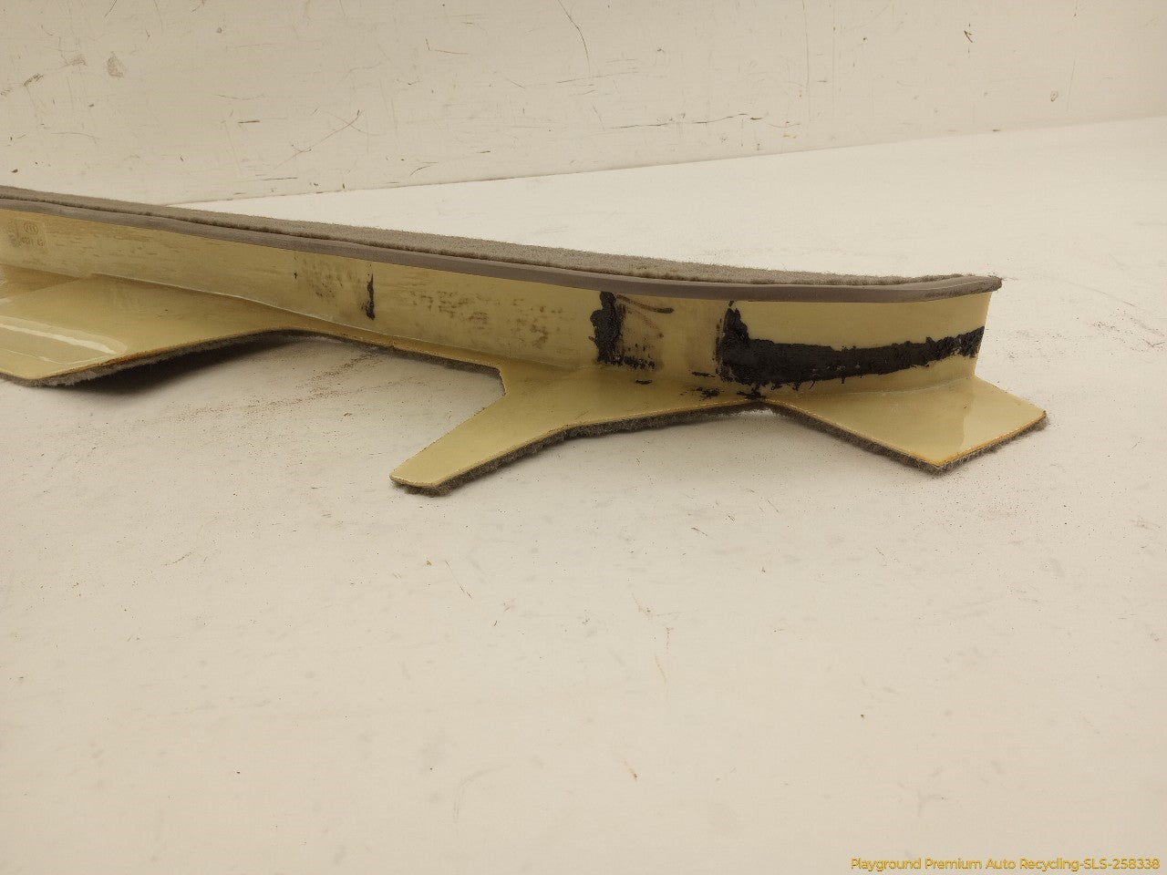 Chevrolet Corvette C4 Pair Of Front Door Sill Carpet Trim
