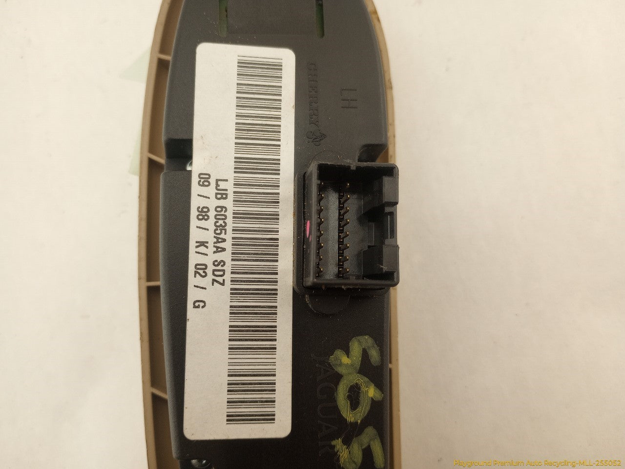 Jaguar XK8 Driver Left Front Seat Switch