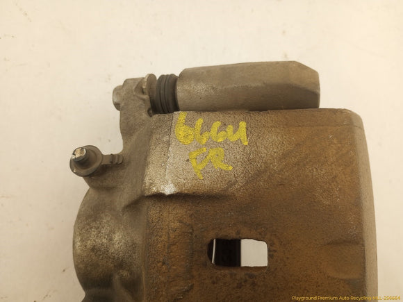 Pontiac Solstice Pair Of Front Brake Calipers