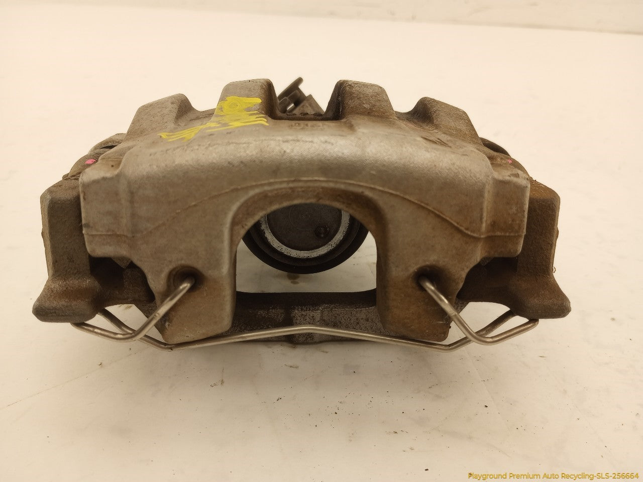 Pontiac Solstice Pair Of Rear Brake Calipers - 0
