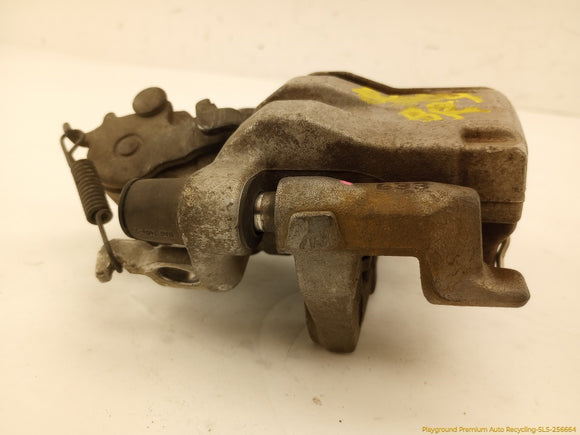 Pontiac Solstice Pair Of Rear Brake Calipers