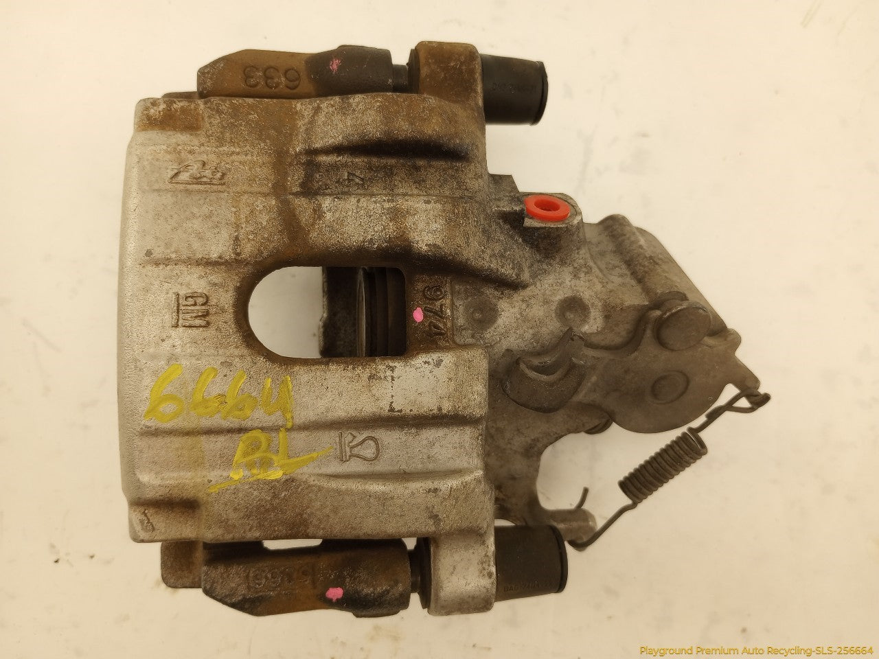 Pontiac Solstice Pair Of Rear Brake Calipers
