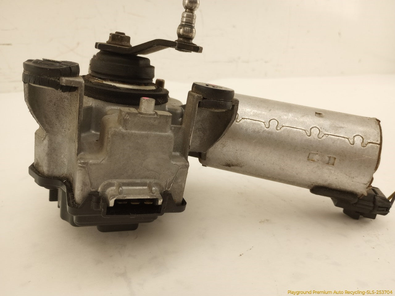 Chevrolet Corvette C4 Windshield Wiper Motor