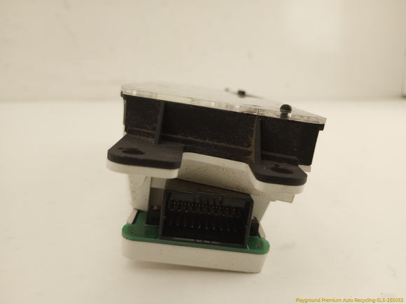 Jaguar XK8 Instrument Gauge Cluster