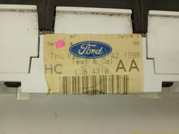 Jaguar XK8 Instrument Gauge Cluster