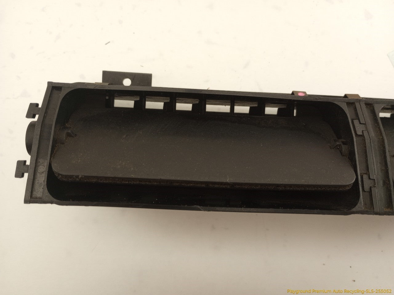 Jaguar XK8 Center Dashboard Air Vent