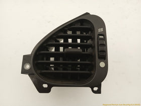 Jaguar XK8 Pair Of Dashboard Air Vents - 0