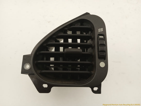 Jaguar XK8 Pair Of Dashboard Air Vents