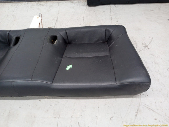 Hyundai Genesis Set Of Complete Rear Seats