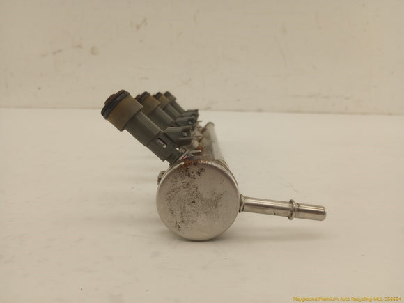 Pontiac Solstice Fuel Rail