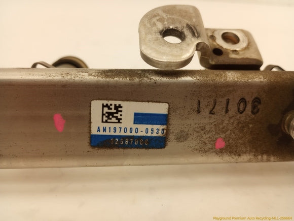 Pontiac Solstice Fuel Rail