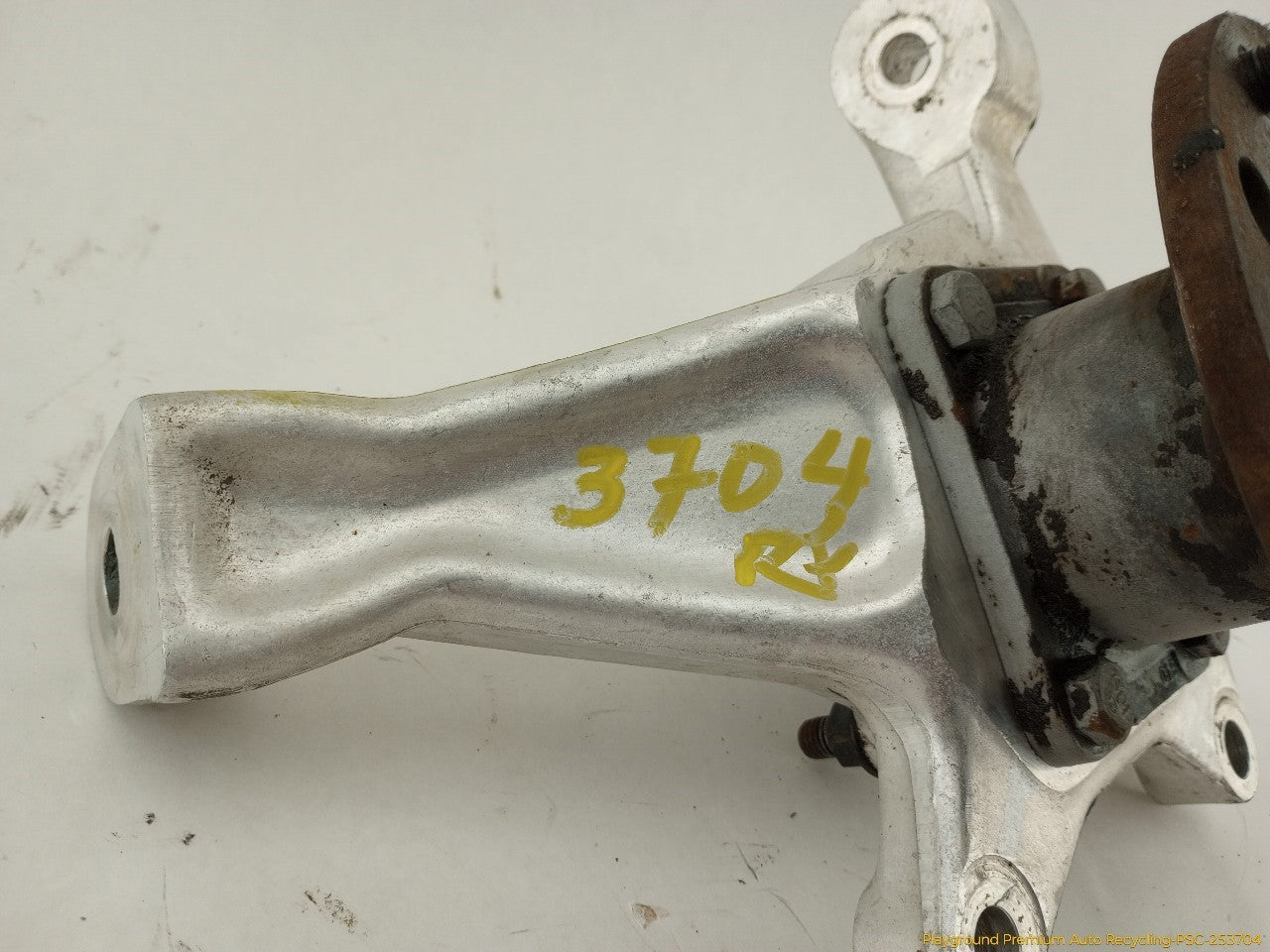 Chevrolet Corvette C4 Passenger Right Front Spindle Knuckle Hub