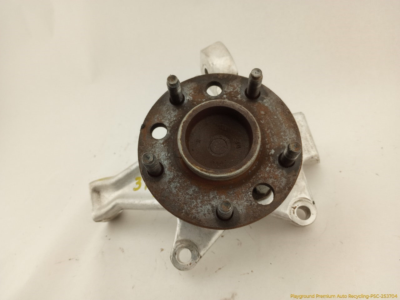 Chevrolet Corvette C4 Passenger Right Front Spindle Knuckle Hub