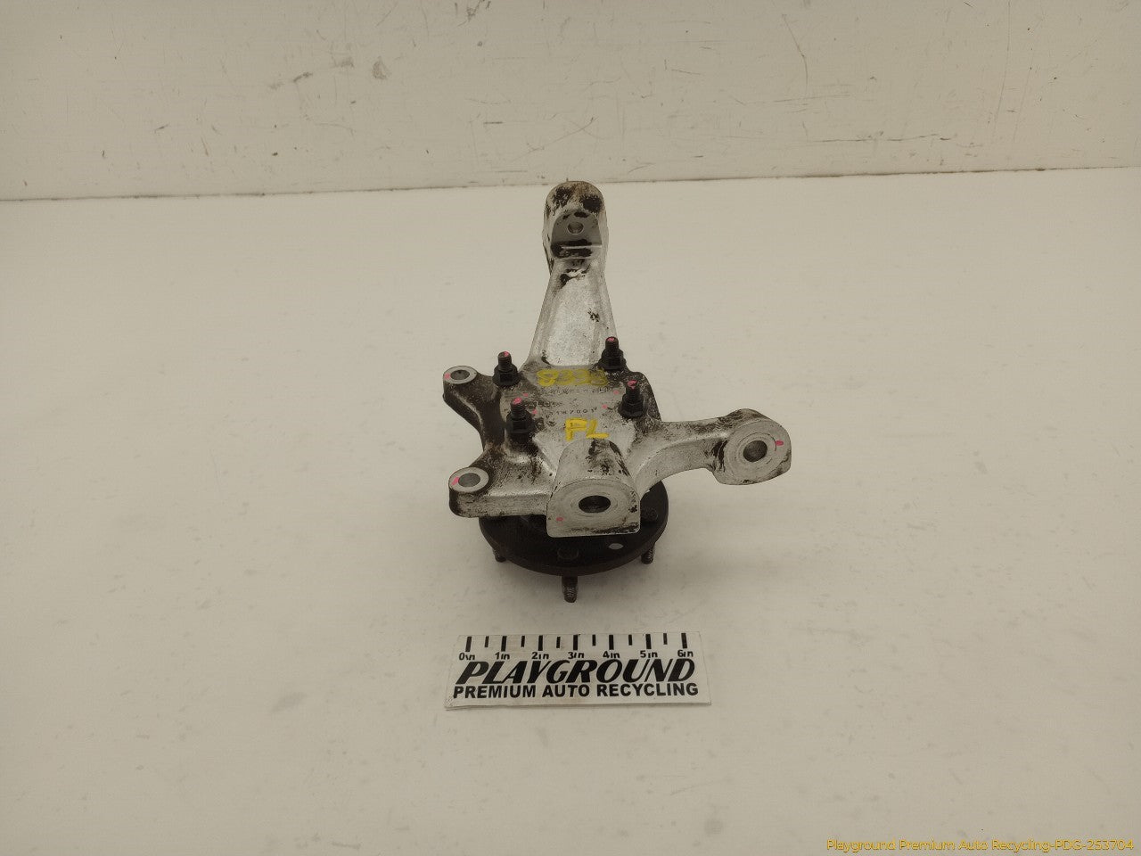 Chevrolet Corvette C4 Driver Left Front Spindle Knuckle Hub
