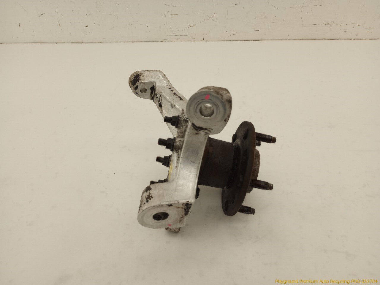 Chevrolet Corvette C4 Driver Left Front Spindle Knuckle Hub