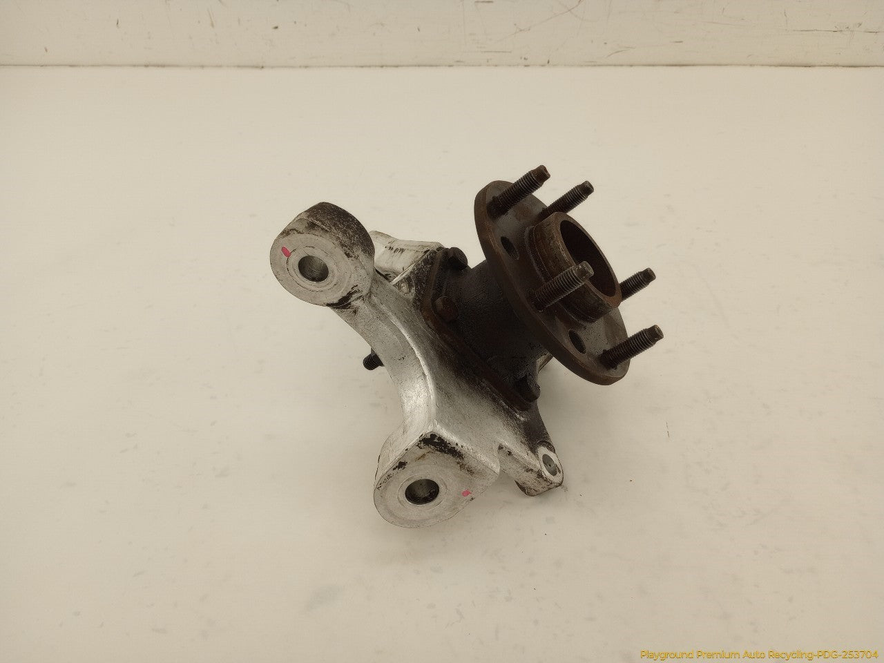 Chevrolet Corvette C4 Driver Left Front Spindle Knuckle Hub