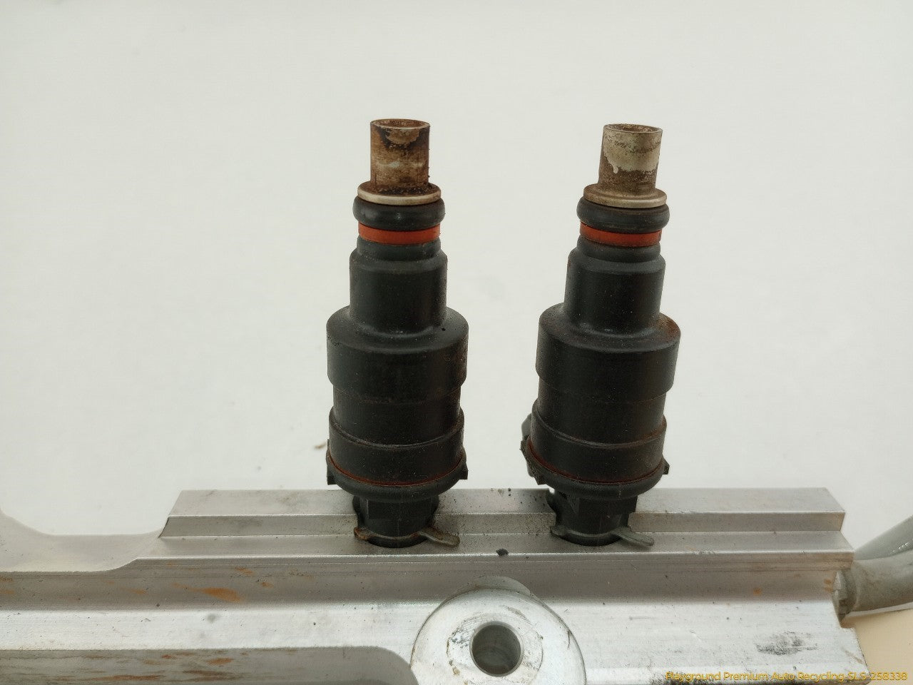 Chevrolet Corvette C4 Fuel Rail