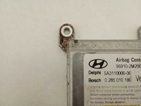Hyundai Genesis Airbag Control Module
