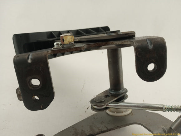 Hyundai Genesis Emergency Parking Brake Handle