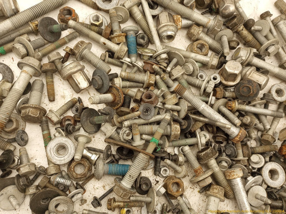 Pontiac Solstice Dismantling Hardware Fasteners Bolts & Nuts