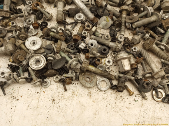 Pontiac Solstice Dismantling Hardware Fasteners Bolts & Nuts