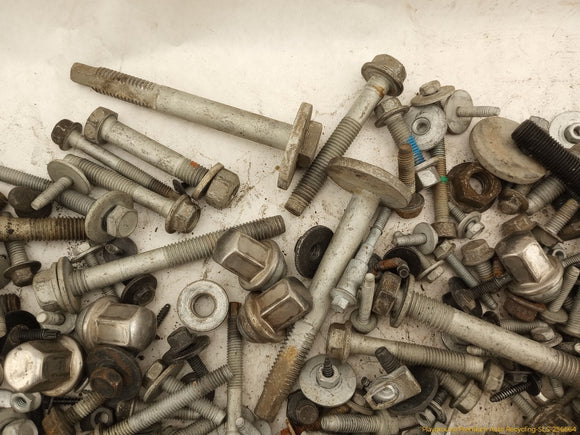 Pontiac Solstice Dismantling Hardware Fasteners Bolts & Nuts