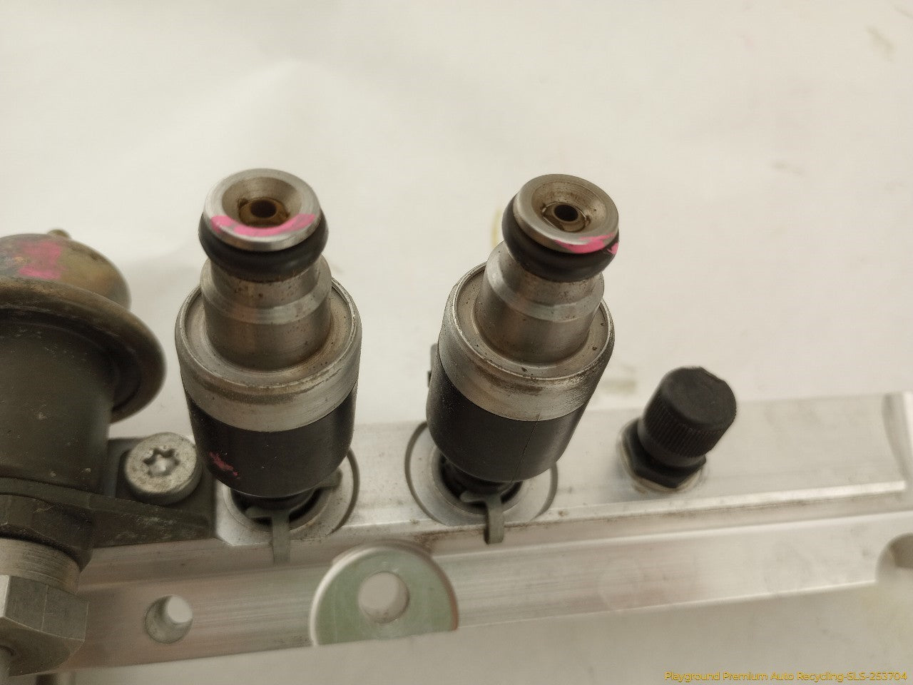 Chevrolet Corvette C4 Fuel Rail