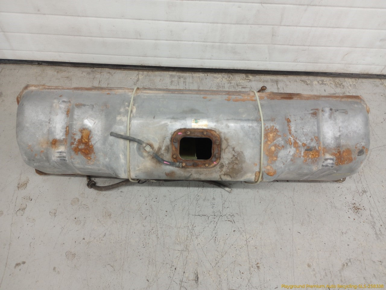 Chevrolet Corvette C4 Fuel Gas Tank - 0