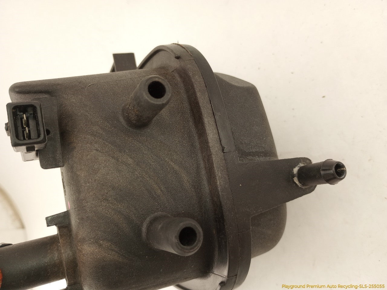 Jaguar XK8 Coolant Reservoir
