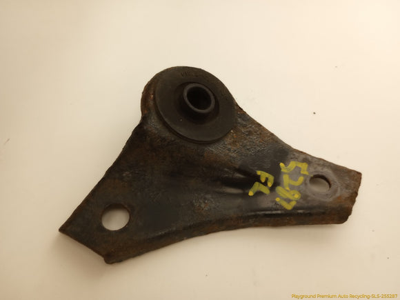 Toyota MR2 Pair Of Radiator Mounting Brackets