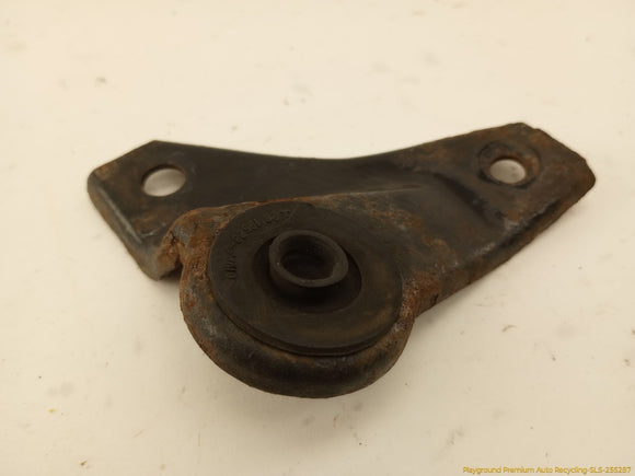 Toyota MR2 Pair Of Radiator Mounting Brackets