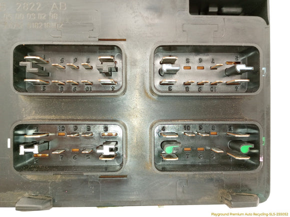 Jaguar XK8 Engine Fuse Box