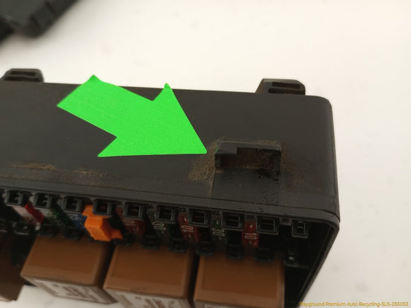 Jaguar XK8 Engine Fuse Box