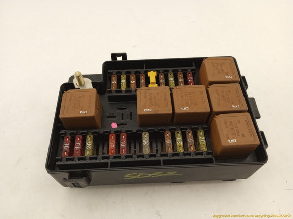 Jaguar XK8 Trunk Fuse Box