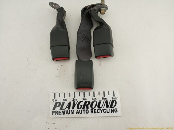 Subaru Legacy Pair Of Rear Seat Belt Buckles