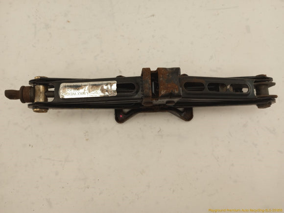 Subaru Legacy Vehicle Jack & Tools