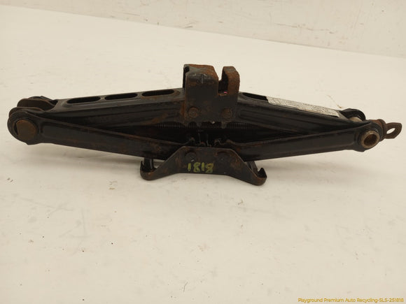 Subaru Legacy Vehicle Jack & Tools