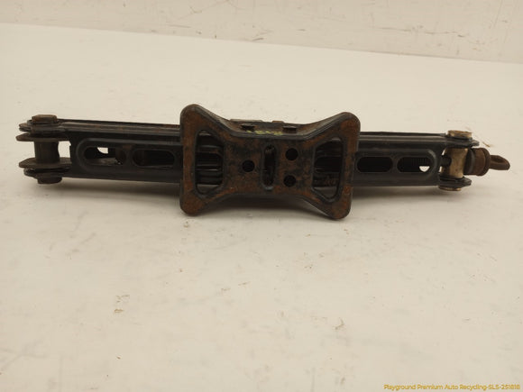 Subaru Legacy Vehicle Jack & Tools